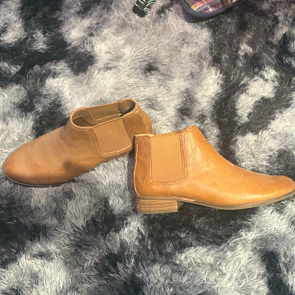 Frye Women's Brown Ankle Booties
